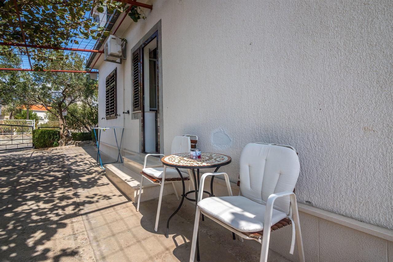 Apartment And Rooms Ruza Trogir Exterior photo